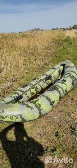 Надувная лодка пвх Вельбот вуд 2s