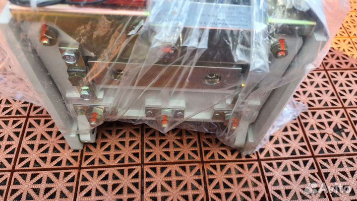 Вакуумный контактор Bartec 500А / 250квт