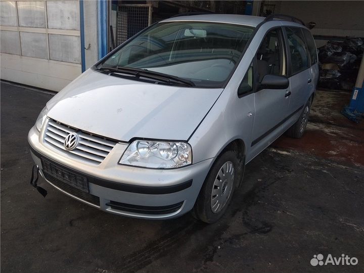 Разбор на запчасти Volkswagen Sharan 2000-2010