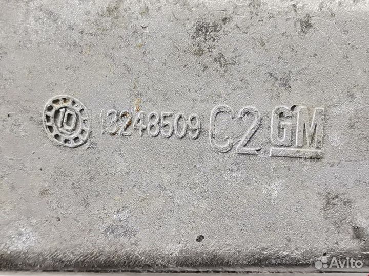 Кронштейн двигателя Opel Astra H/Family рест. 2010