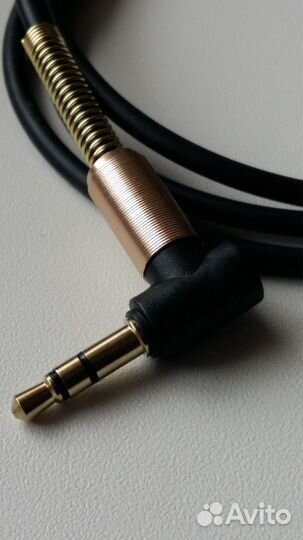 Кабель AUX (аудио шнур) 3,5 мм (угловой) 1 метр