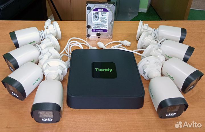 Tiandy 8 цилиндр IP камеры 2Мп с микф +рег +HDD 2Т