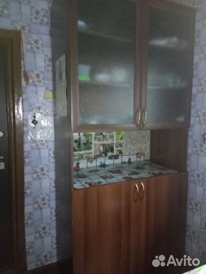 Шкаф сервант