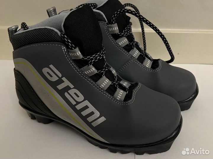 Лыжные ботинки atemi