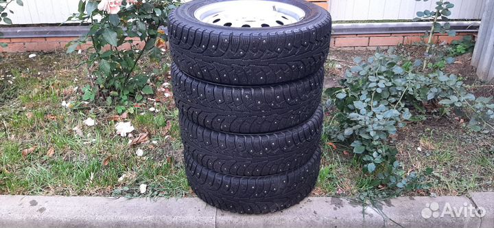 Колеса зимние 175 65 r14 Nokian Nordman 5