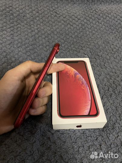 iPhone Xr, 64 ГБ