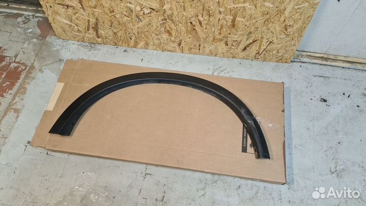 Накладка заднего крыла левого nissan X-trail T32