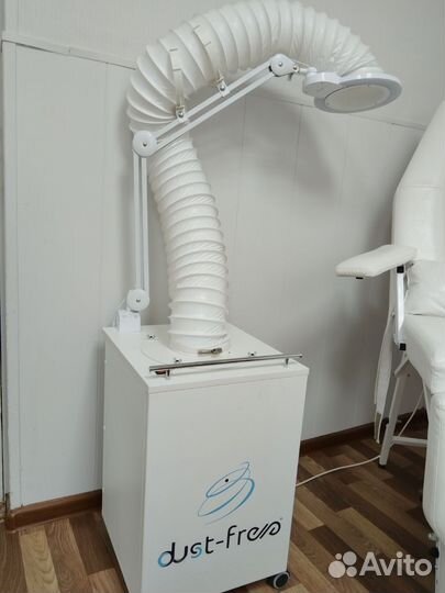 Вытяжка для маникюра и педикюра