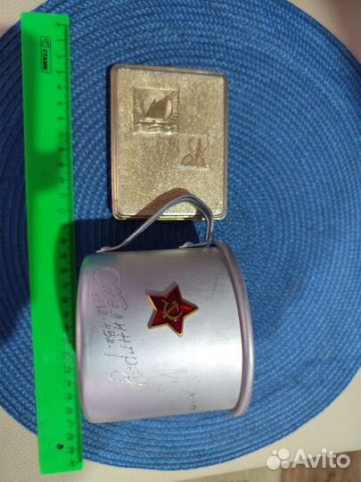 Кружка бойца красной армии и портсигар