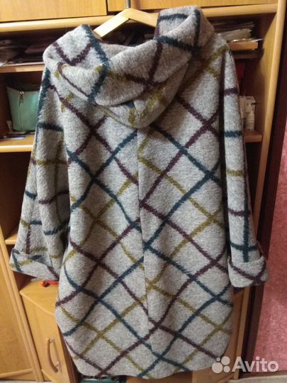 Пальто женское 52 размер демисезонное новое