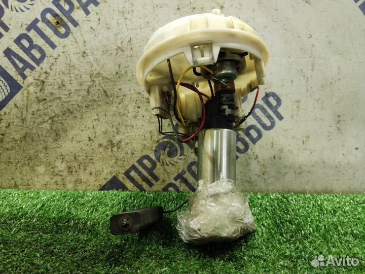 Бензонасос Toyota Avensis универсал 1.8 1zzfe 2001