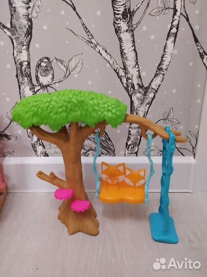 Игрушка домик и качели