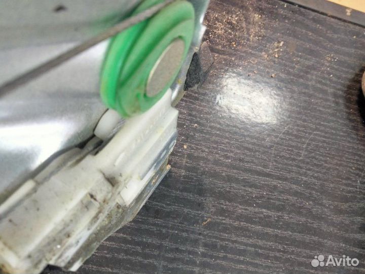 Стеклоподъемник задний левый Peugeot 308 хетчбек