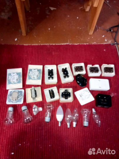 Розетки и выключатели