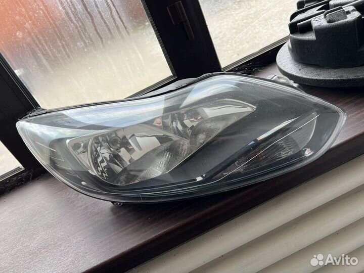 Фары стопы Камри Форд