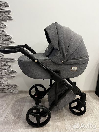 Коляска 2 в 1 adamex