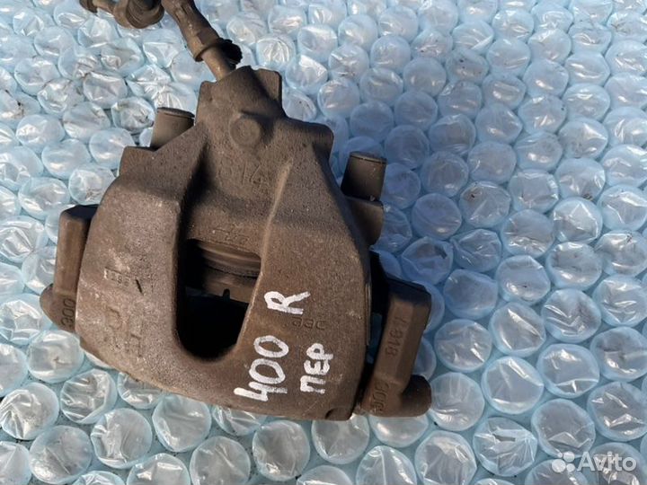 Суппорт передний правый Volvo C30 P1 I5 turbo