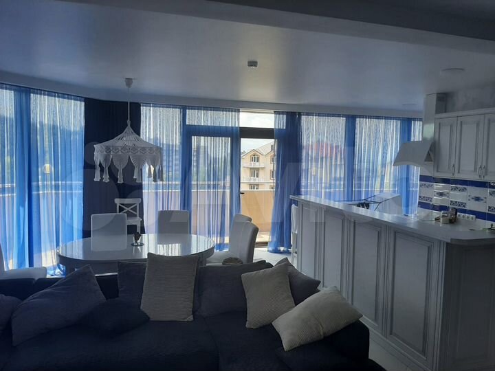 Гостиница, 1000 м²