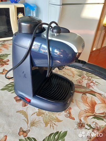 Кофемашина delonghi