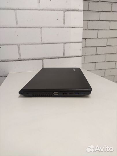 Игровой ноутбук Lenovo i5, SSD+HDD, GT610M на 1Gb