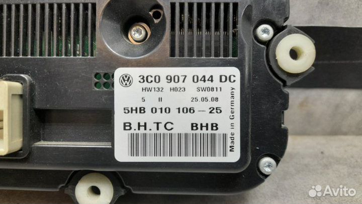 Блок управления климат-контролем Volkswagen Passat