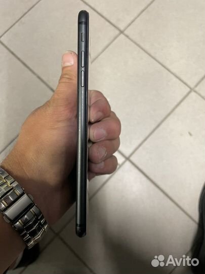 Телефон iPhone 7 plus