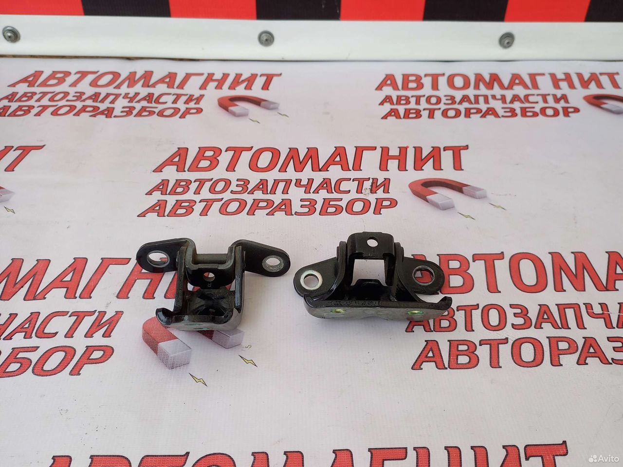 Петля двери задней левой Хендай Туксон 3 TL 15-18