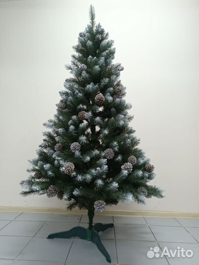 Елка искусственная