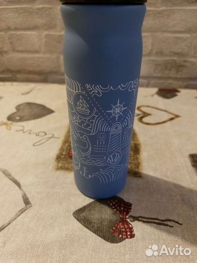 Бутылка для воды и напитков. Детям в школу