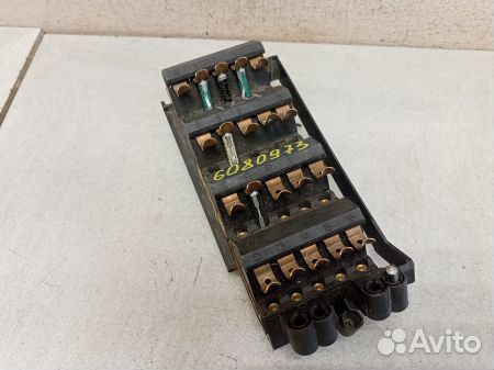 Блок предохранителей