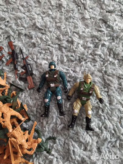 Солдатики (игрушки)