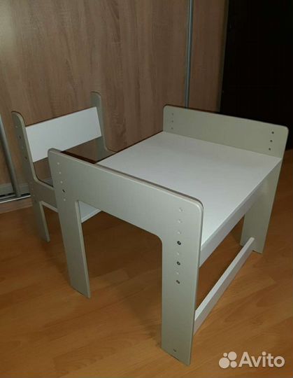 Детский стол и стул