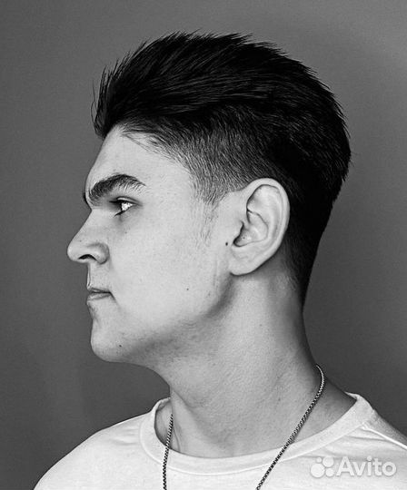 Модель Мужская стрижка бесплатно