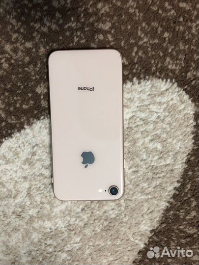 Телефон iPhone 8 64 gb