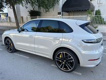 Porsche Cayenne Turbo S 4.0 AT, 2020, 29 000 км, с пробегом, цена 18 700 000 руб.