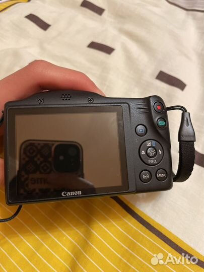 Компактный фотоаппарат canon