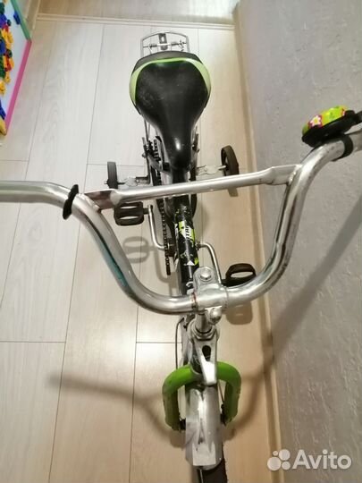 Детский велосипед 16