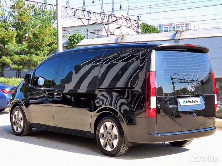 Hyundai Staria 2.2 AT, 2021, 88 423 км