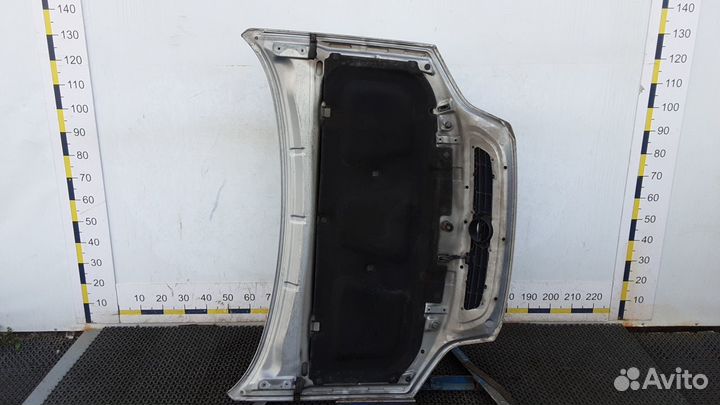Капот на Opel Zafira A
