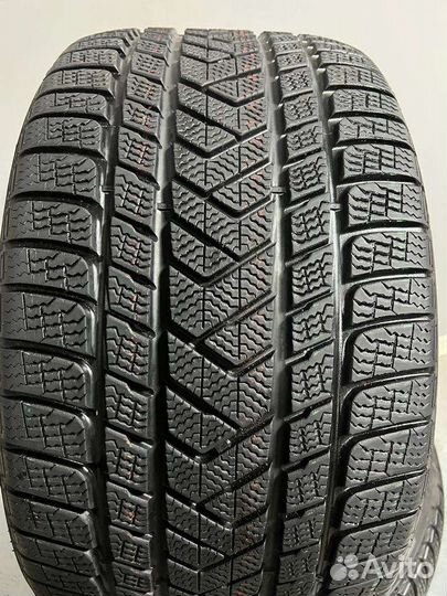 Pirelli Winter Sottozero 3 275/35 R21 и 315/30 R21 103V