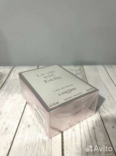 Духи Lancome La Vie Est Belle («Ланком. Жизнь прек