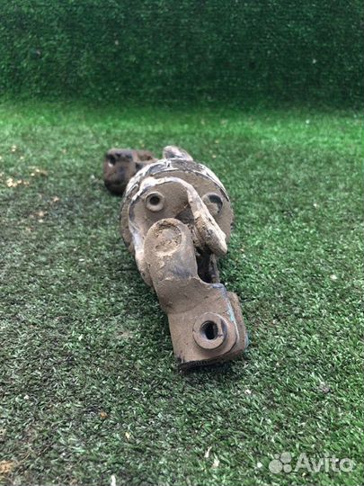 Рулевой карданчик Subaru Legacy BL5 2006