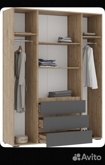 Шкаф распашной с полками