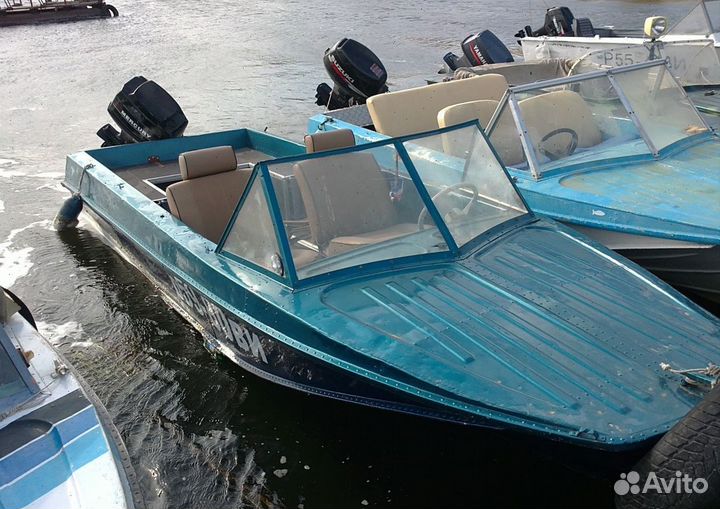 Ветровое стекло на лодку