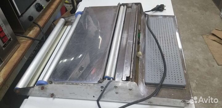 Горячий стол для упаковки Cas