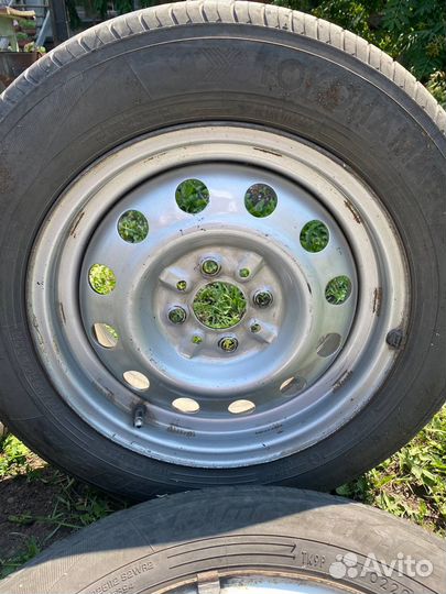 Yokohama Bluearth ES32 175/65 R14