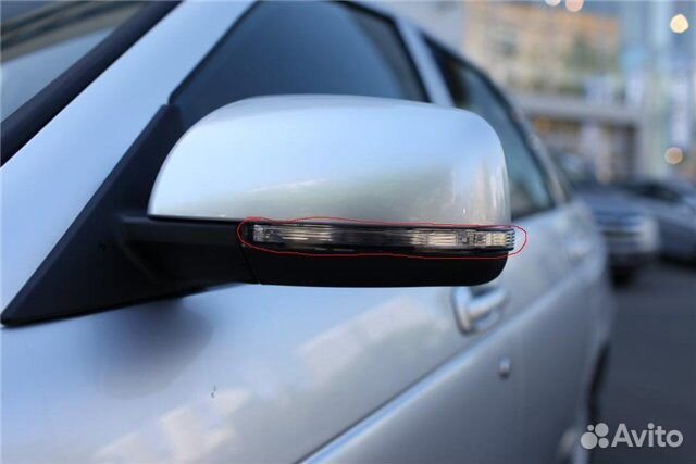 Поворотник Приора на зеркало