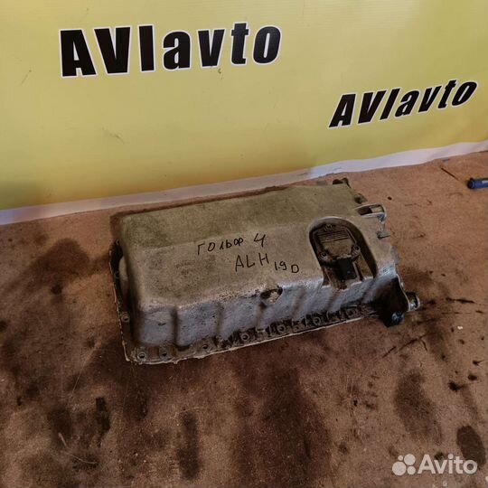 Поддон двигателя 1.9 д Volkswagen Golf 4