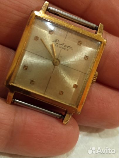 Наручные часы ракета