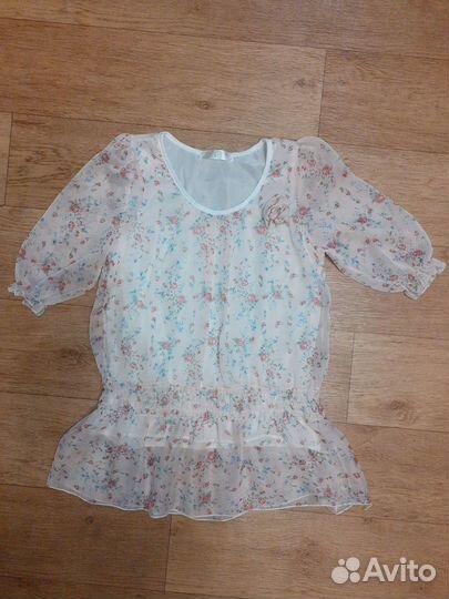 Женские вещи 44 пакетом